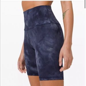 Lululemon Wunder Train Shorts